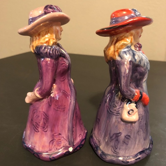 RHS - Pink and Red Hat Salt and Pepper Shakers - Picture 5 of 11
